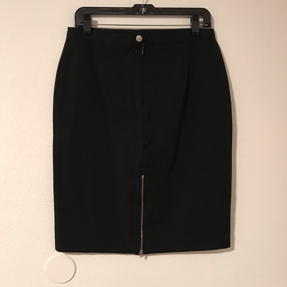 Isaac Mizrahi Black Pencil Skirt with Zipper Detail